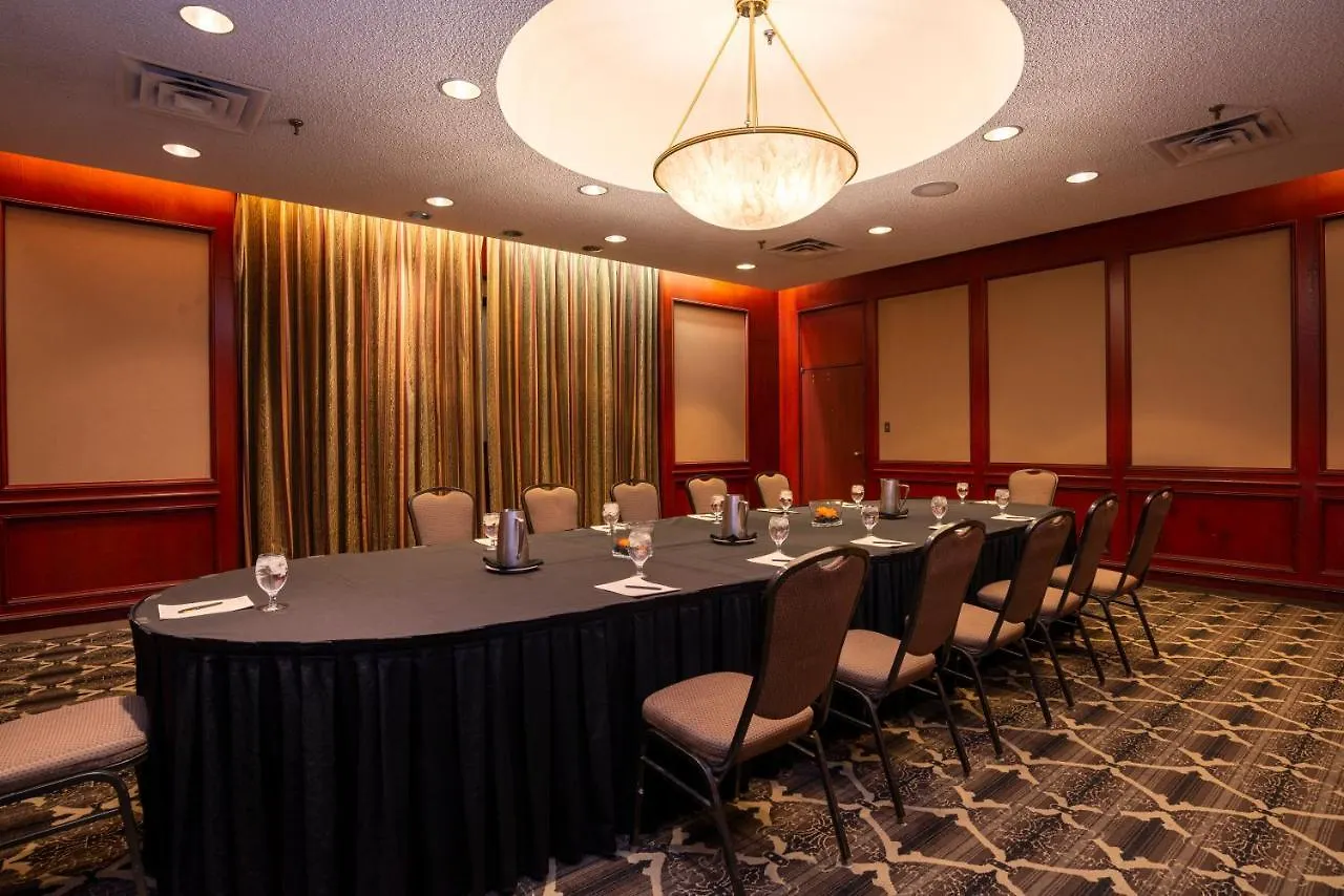 Sandman Signature Edmonton Downtown Hotel