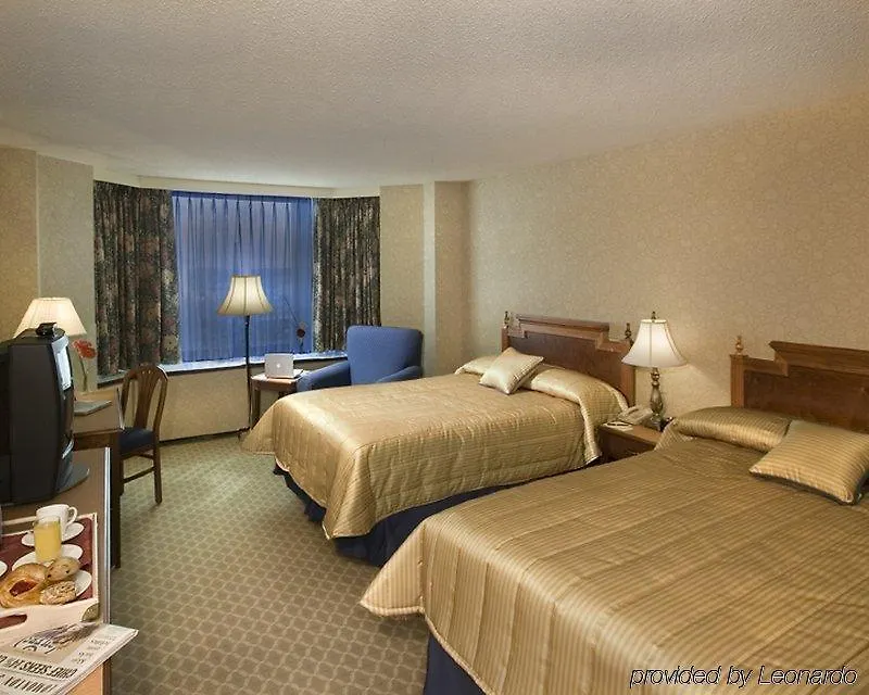 Sandman Signature Edmonton Downtown Hotel