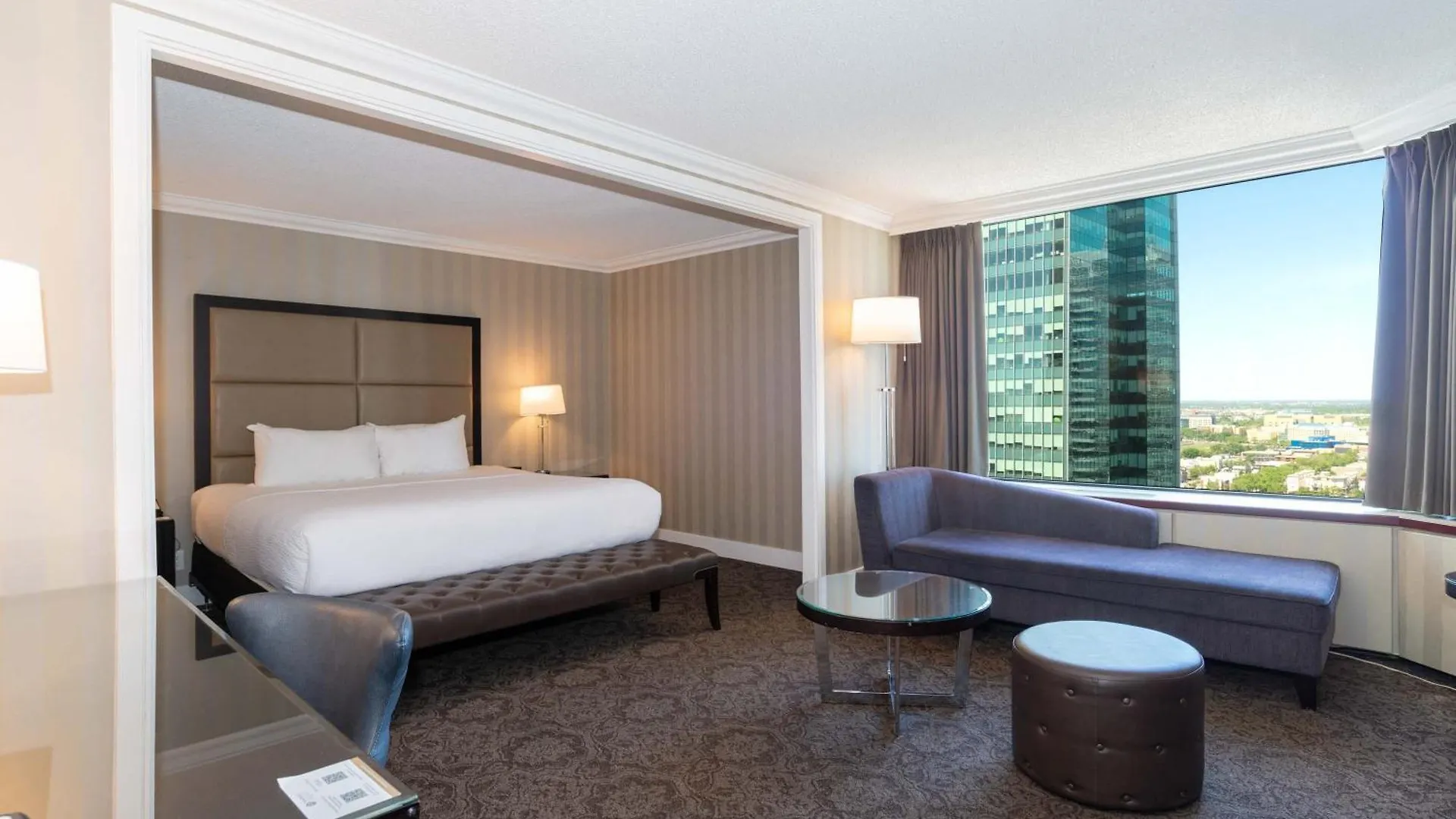 Sandman Signature Edmonton Downtown Hotel