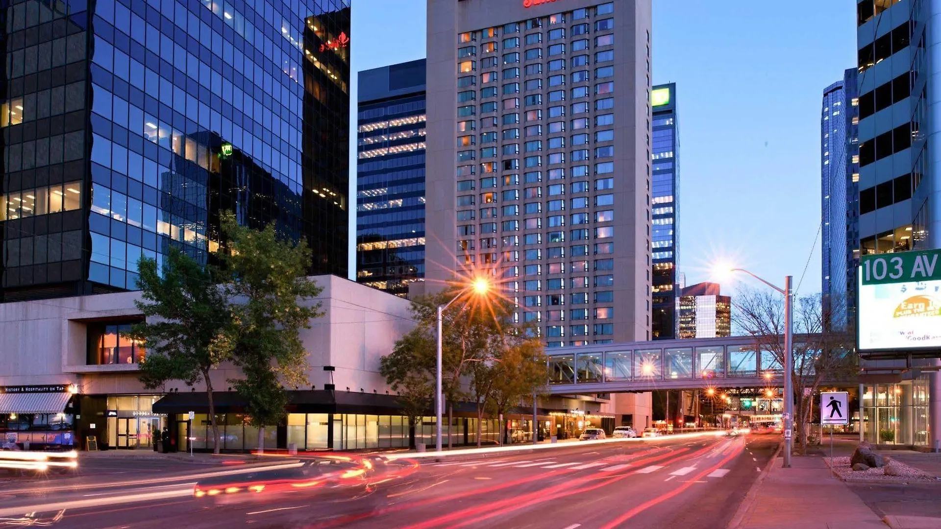 Sandman Signature Edmonton Downtown Hotel