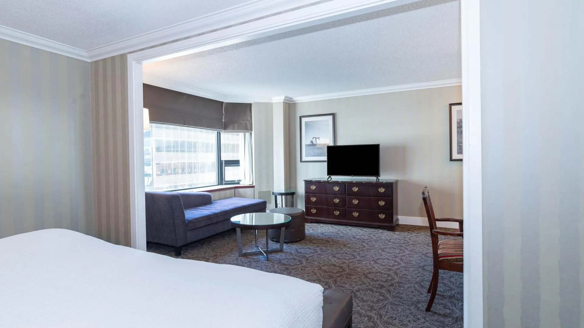Sandman Signature Edmonton Downtown Hotel