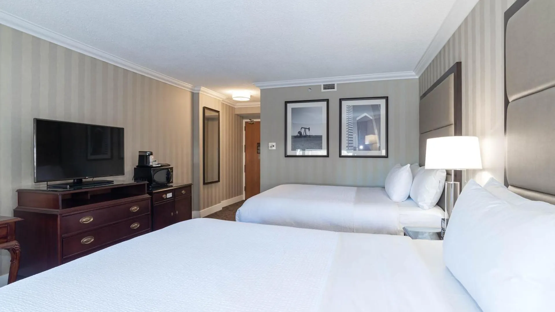 Sandman Signature Edmonton Downtown Hotel
