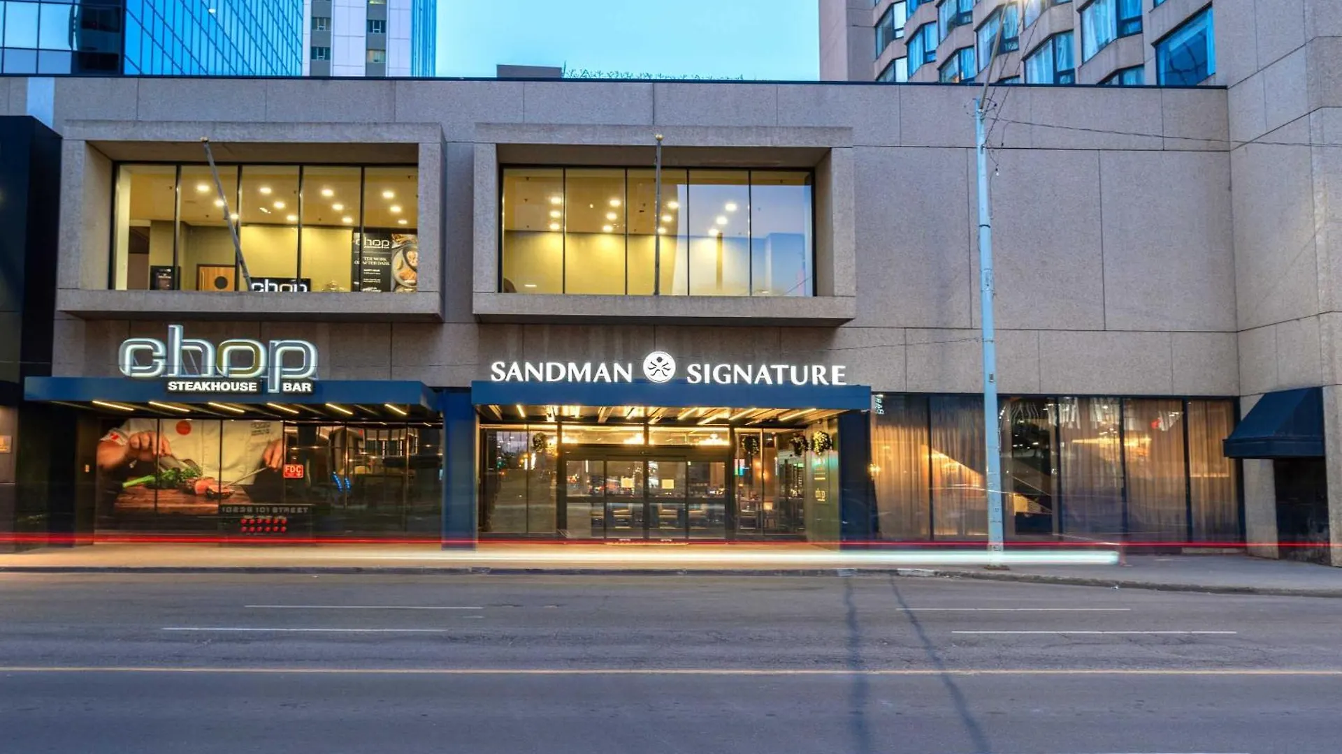 Sandman Signature Edmonton Downtown Hotel