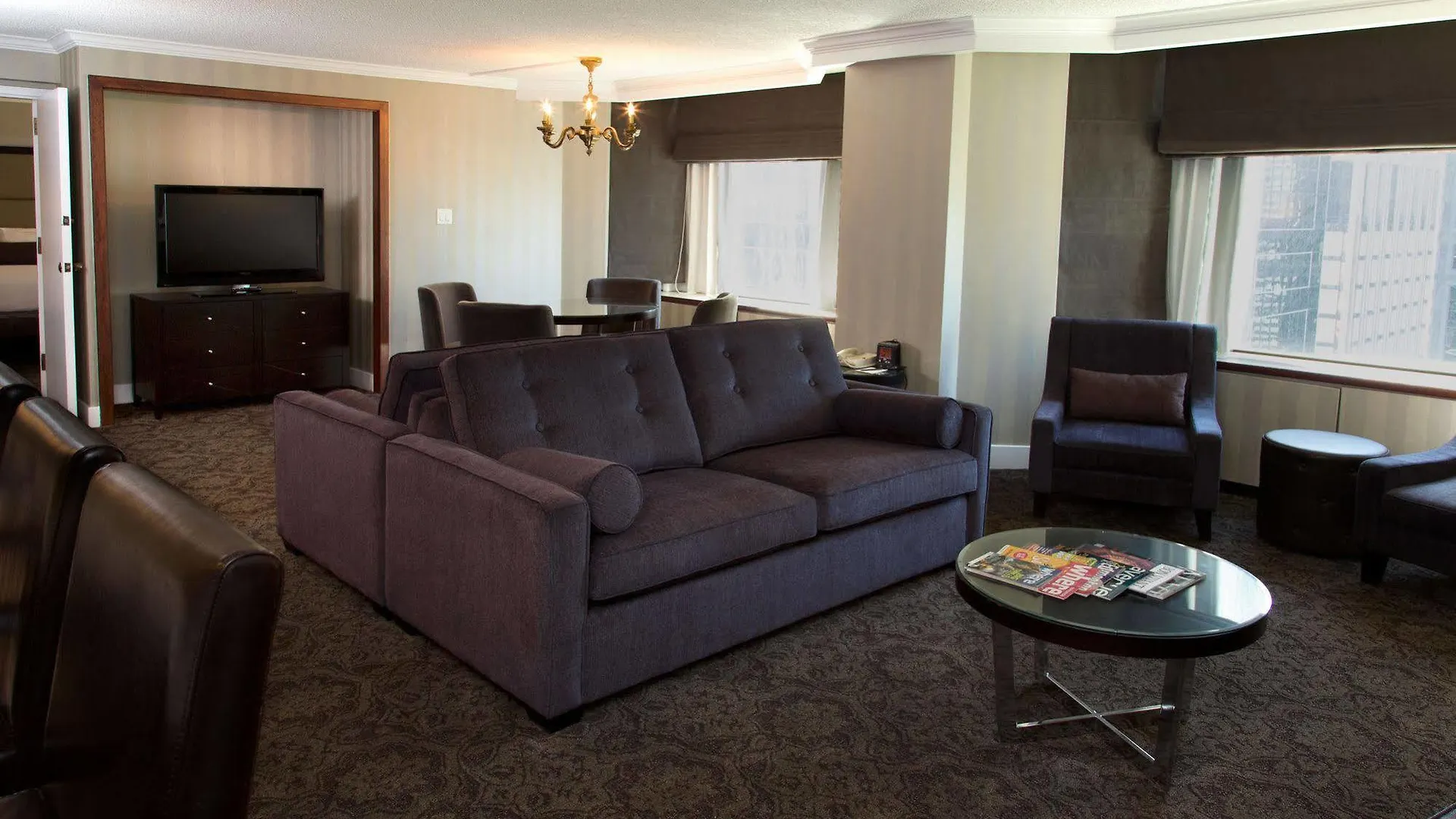 Sandman Signature Edmonton Downtown Hotel